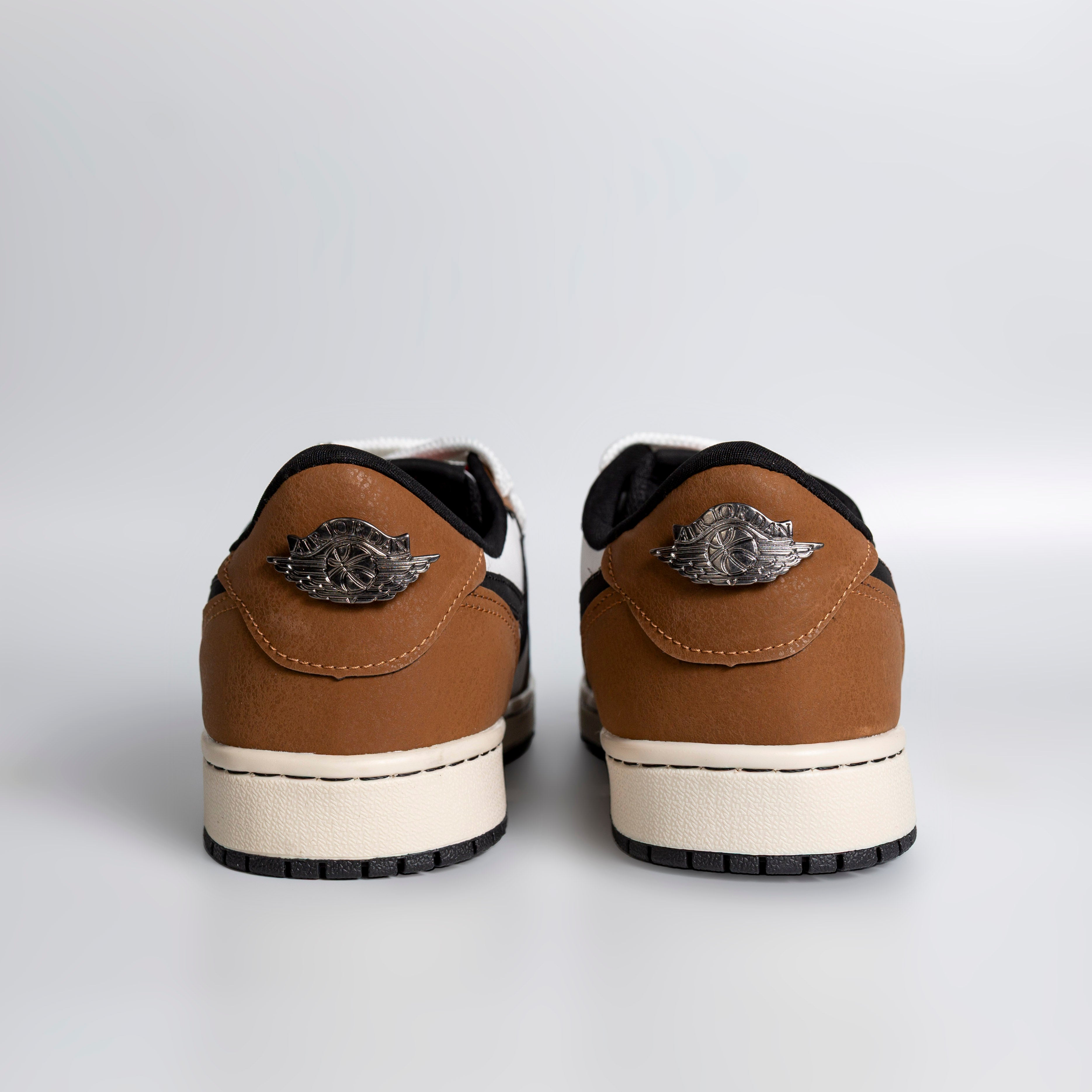 NK Air Jordan Low Caramel (Edição limitada)