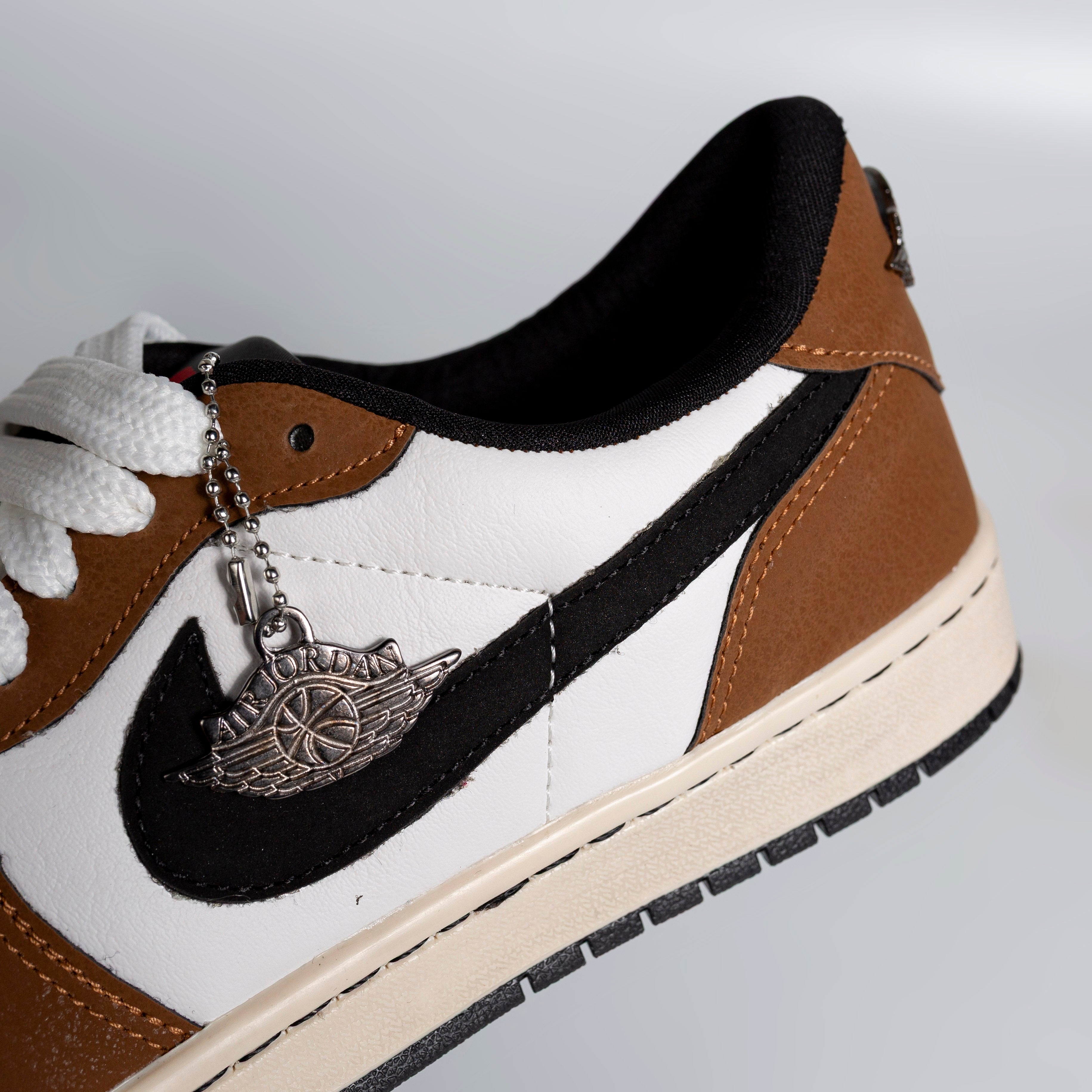 NK Air Jordan Low Caramel (Edição limitada)