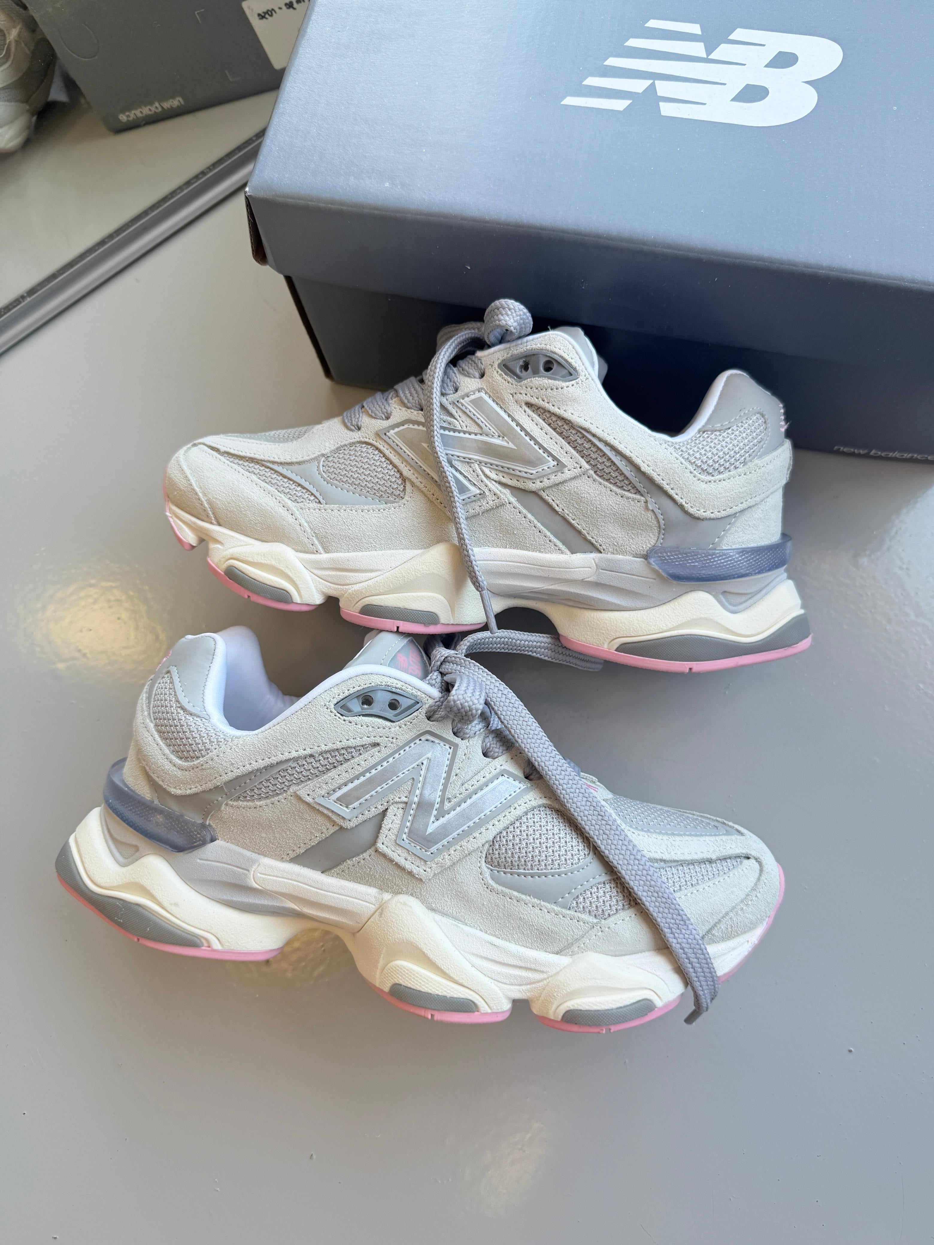 NB 9060 Grey Pink