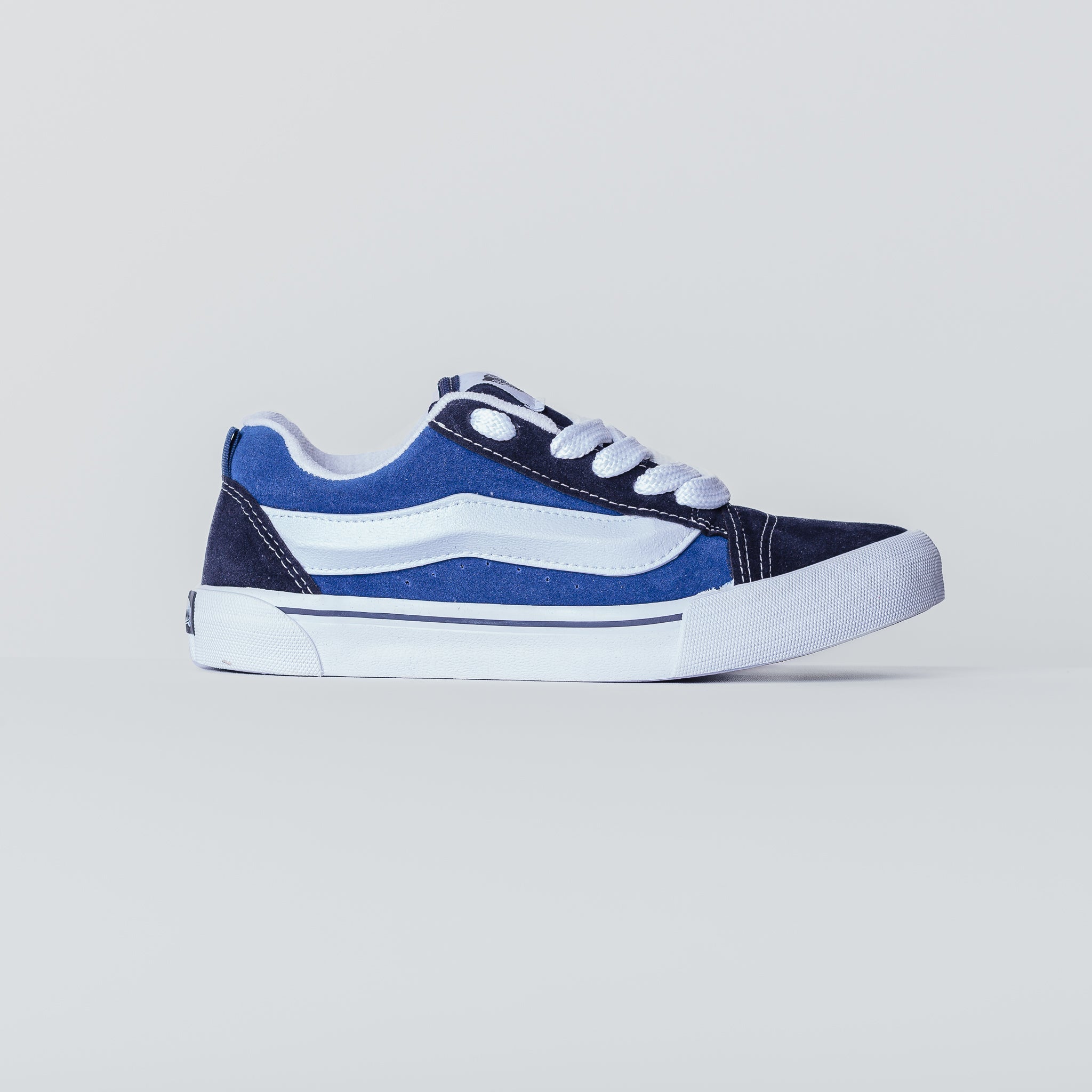 VNS KNU Azul
